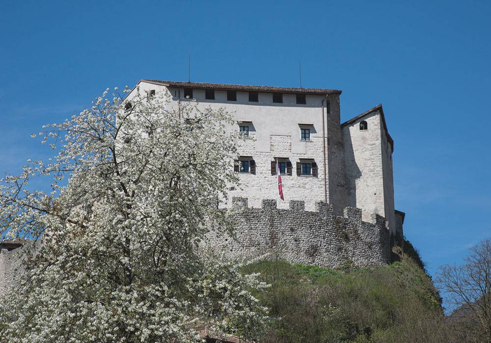 The Trentino castles: diving into history